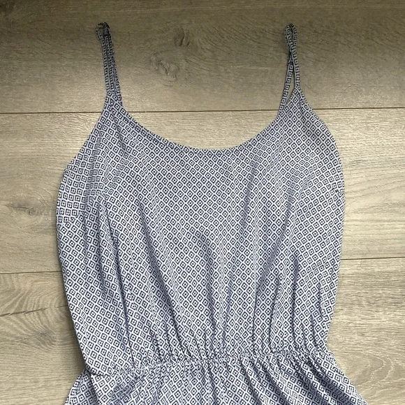 Old Navy Dress NWOT - Picture 3 of 4